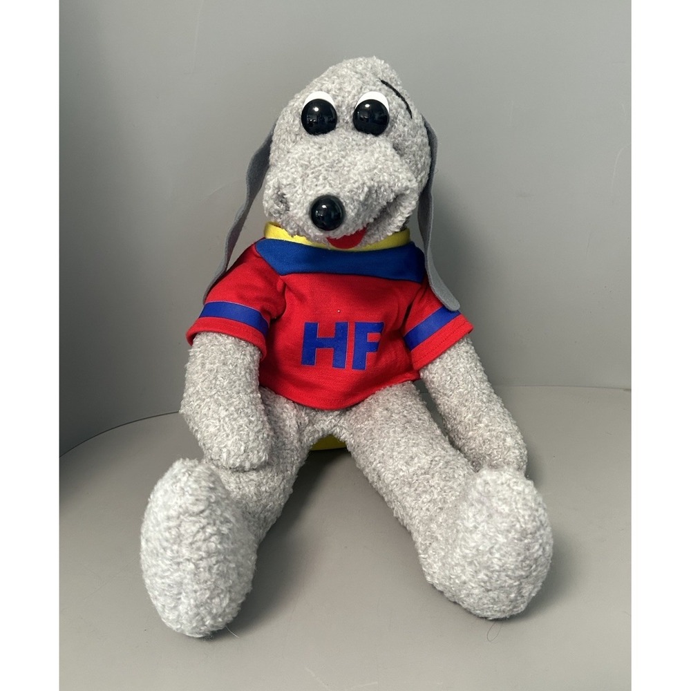 Vintage 1993 Hush Puppy Gray Plush Dog Hand Puppet W/ T-shirt Shari Lewis 90s